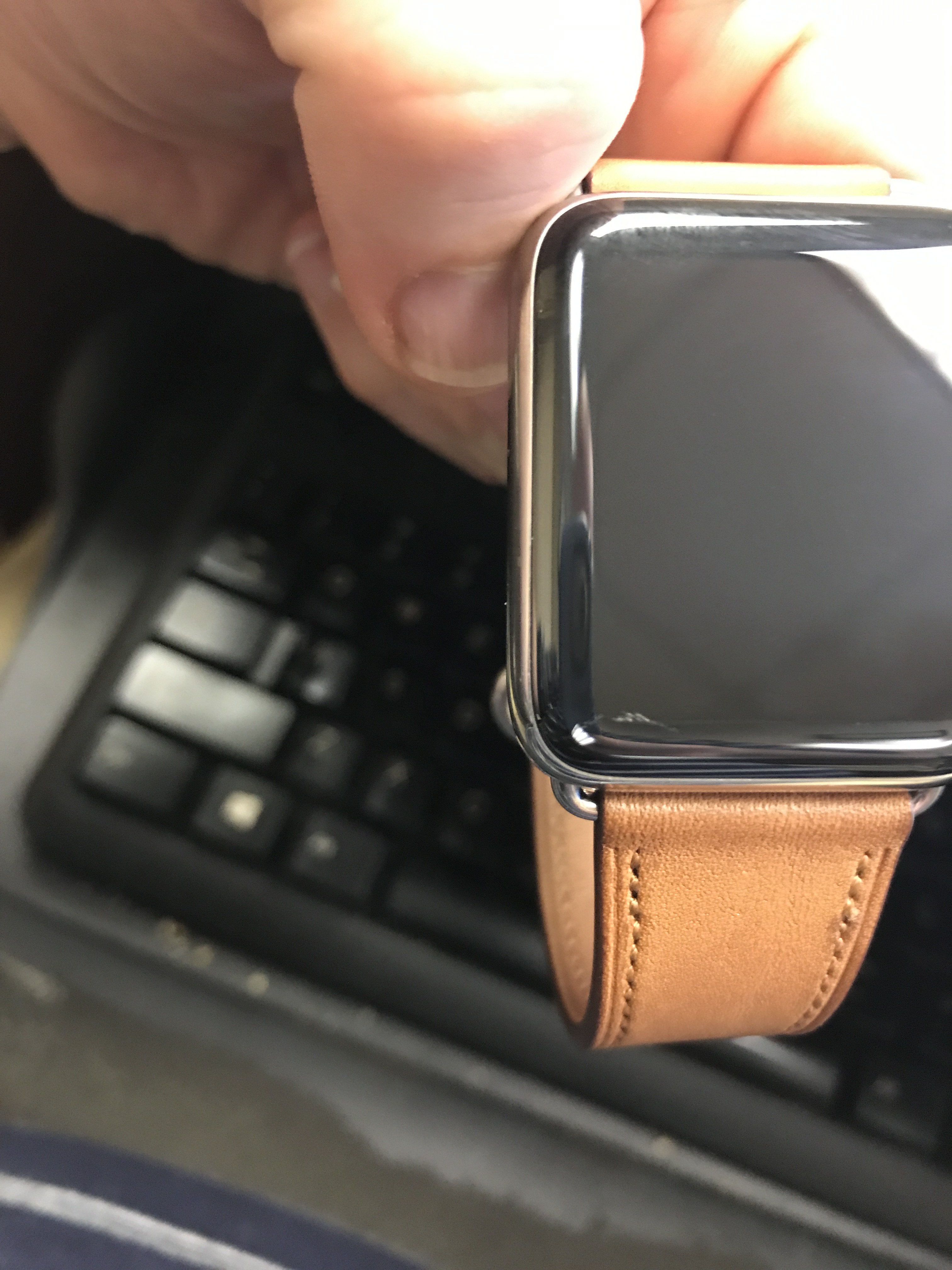 Cracked S2 SS face MacRumors Forums