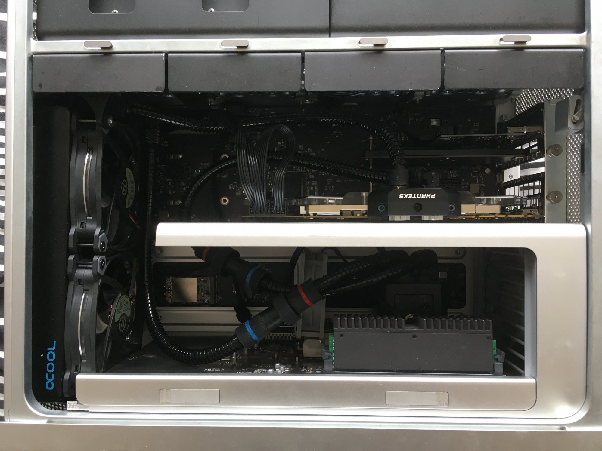 5,1 Mac Pro water cooled project Working, with photos MacRumors Forums