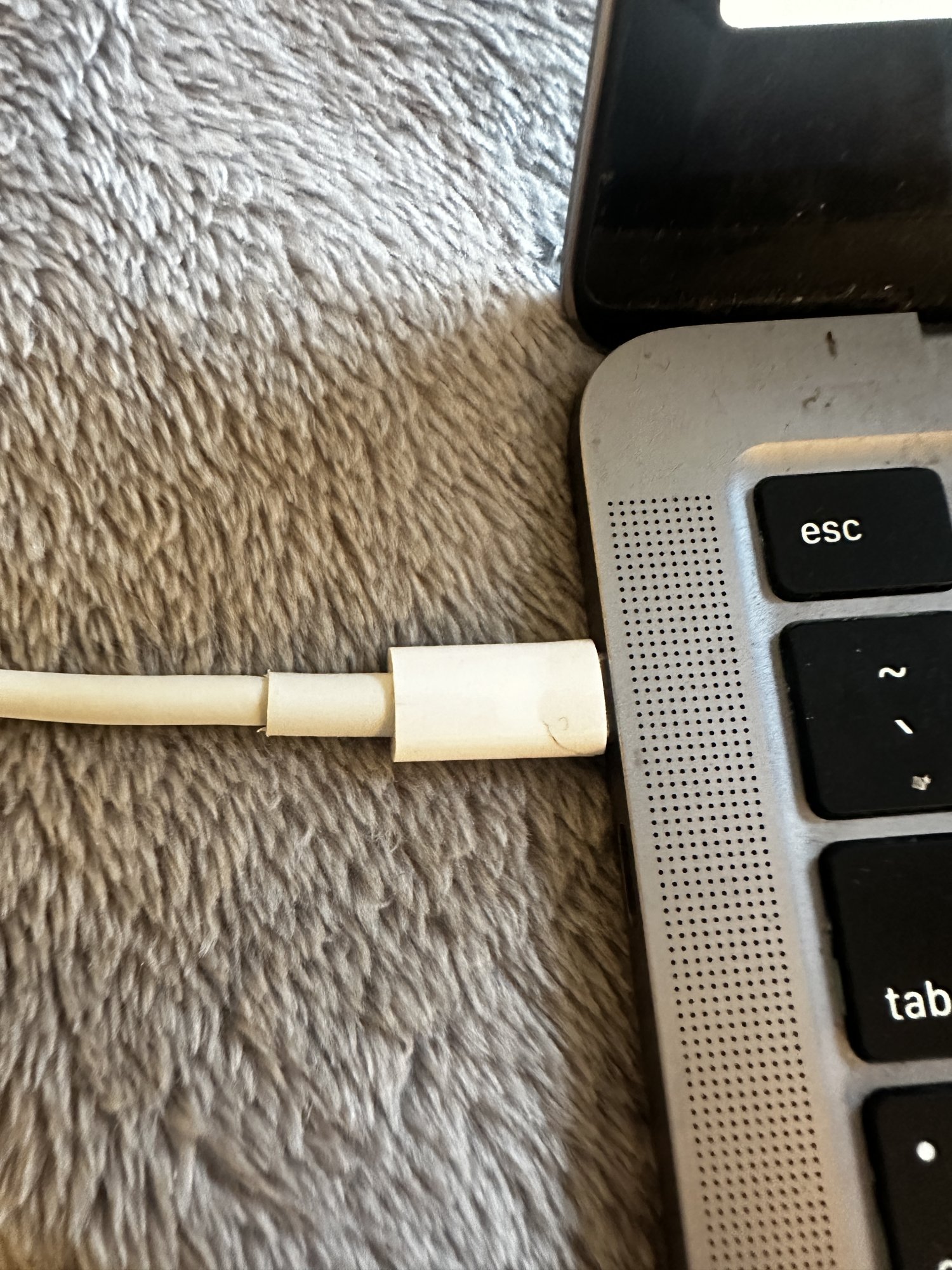 Is this dangerous? (charger) MacRumors Forums