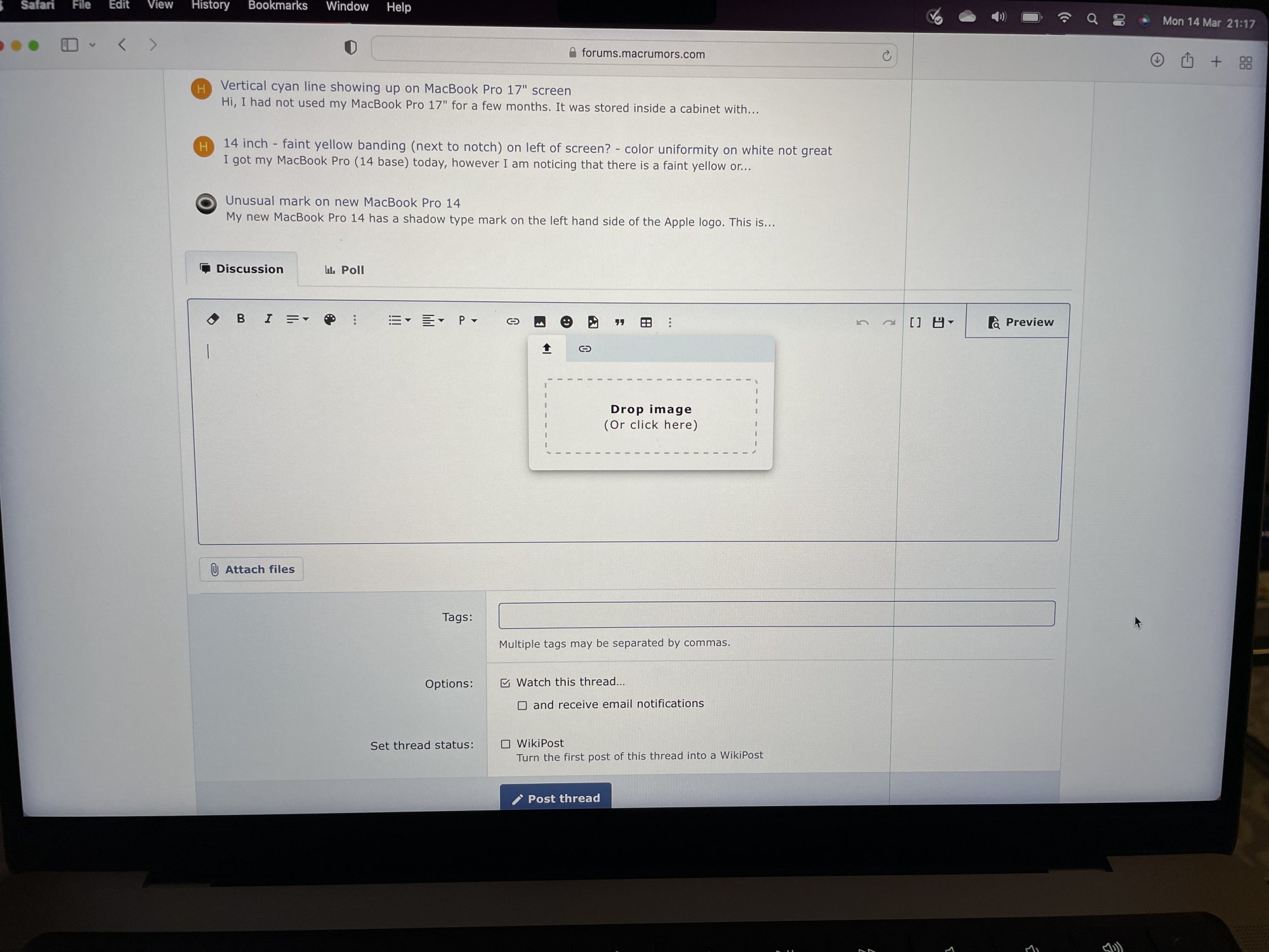 Green vertical line on screen of brand new MacBook Pro 14 MacRumors Forums