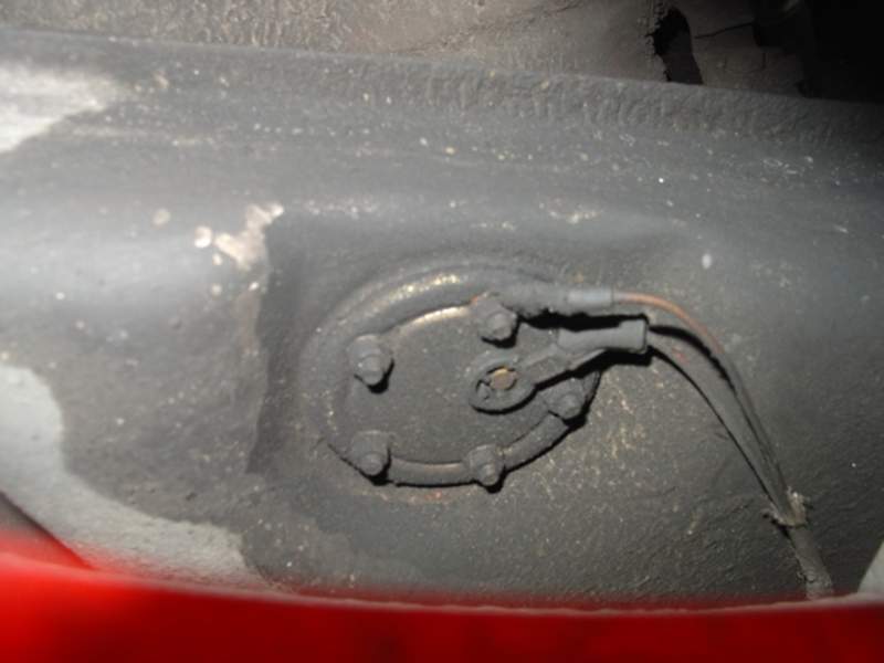 Oil Level Gauge Pegged at High, What's Wrong? Pelican