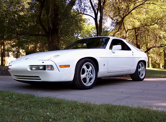 Official random 928 Picture Thread (post a new 928 pic or stay out