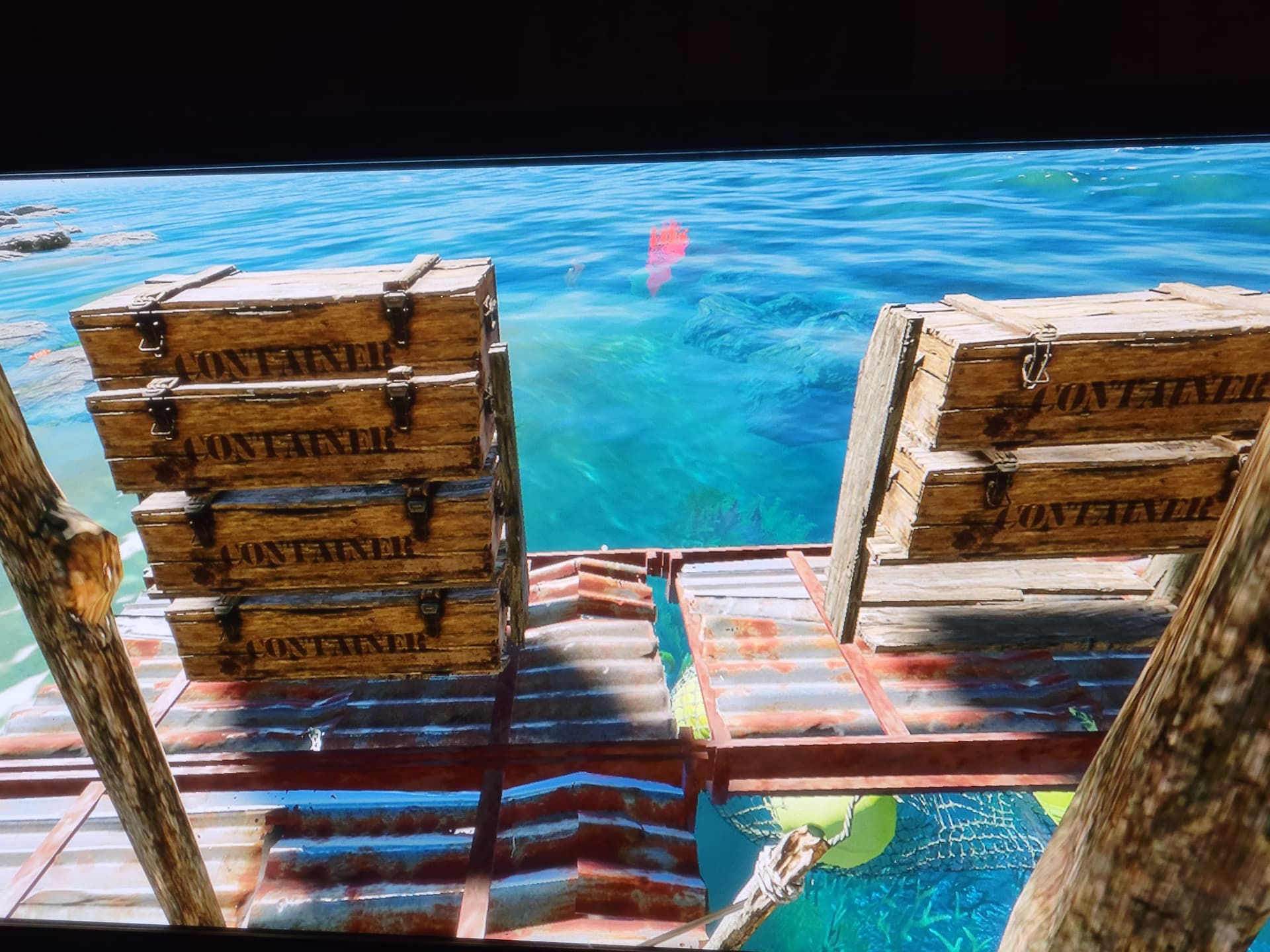 Wood container shuffle on saves [Console] Bug Reports Stranded Deep