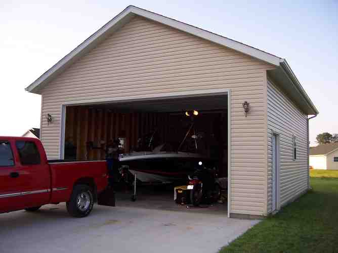 Wakeboarder Detached garage build for boat with questions???