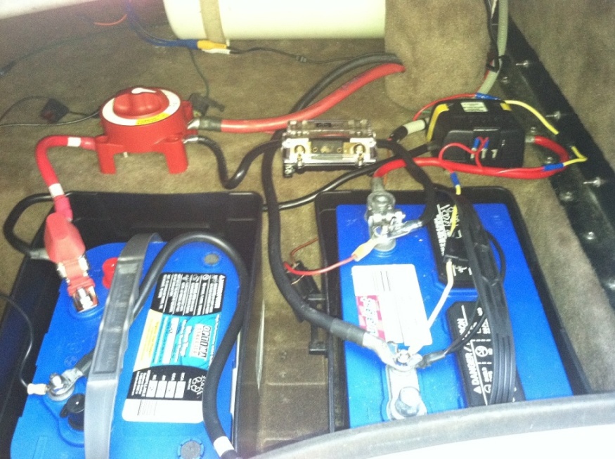 Wakeboarder Isolator Type and question on battery