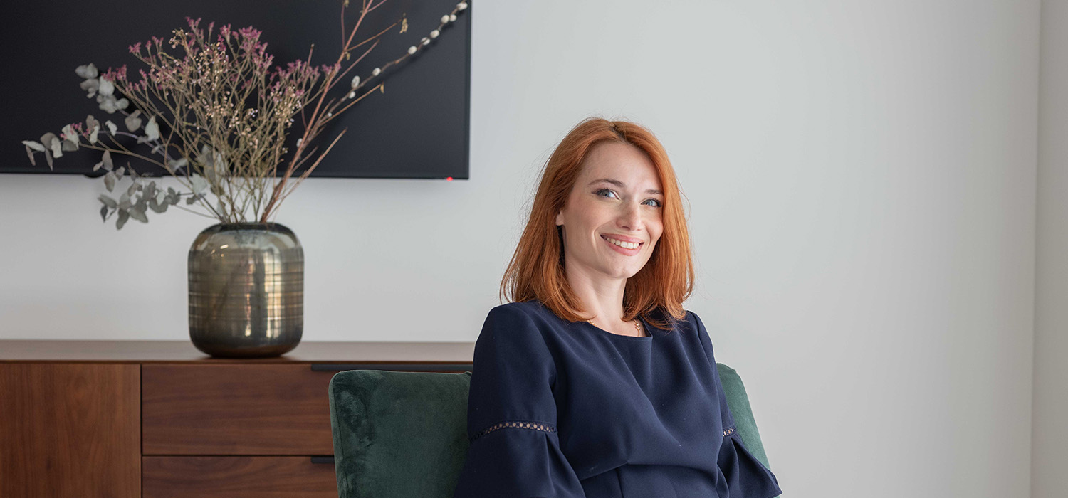 Azzi Serena Forward Global