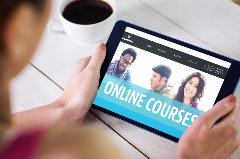 5 Benefits of Taking Online Courses for Adults