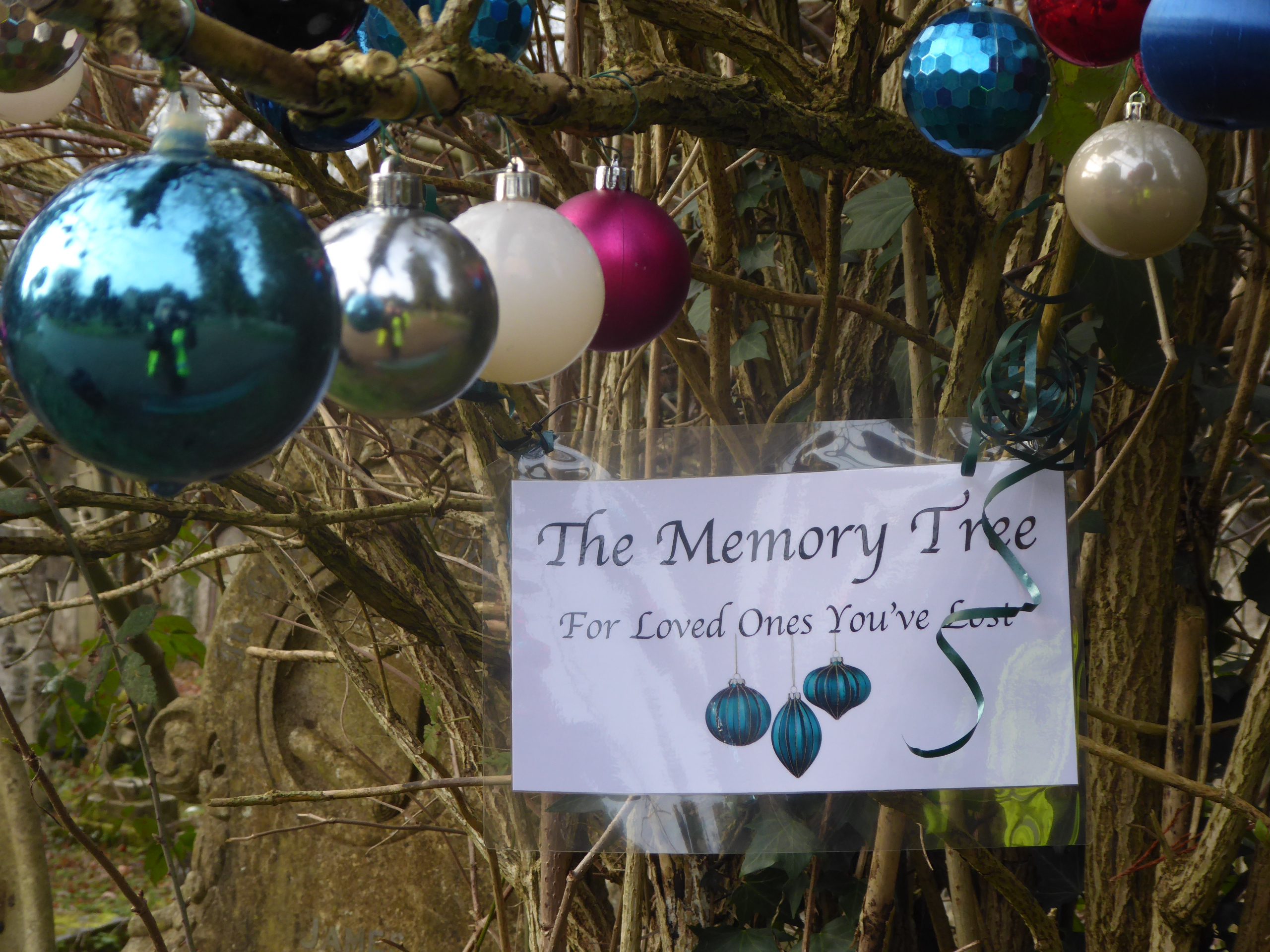 Christmas 'Baubles' 2021 The Friends of Southampton Old Cemetery