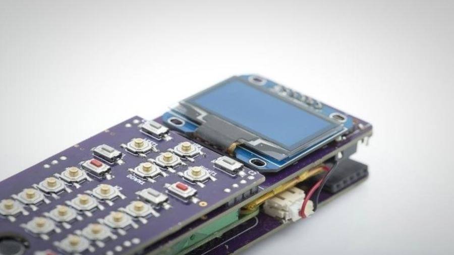 ZeroPhone Is Soon" A Raspberry PiBased, LinuxPowered Phone