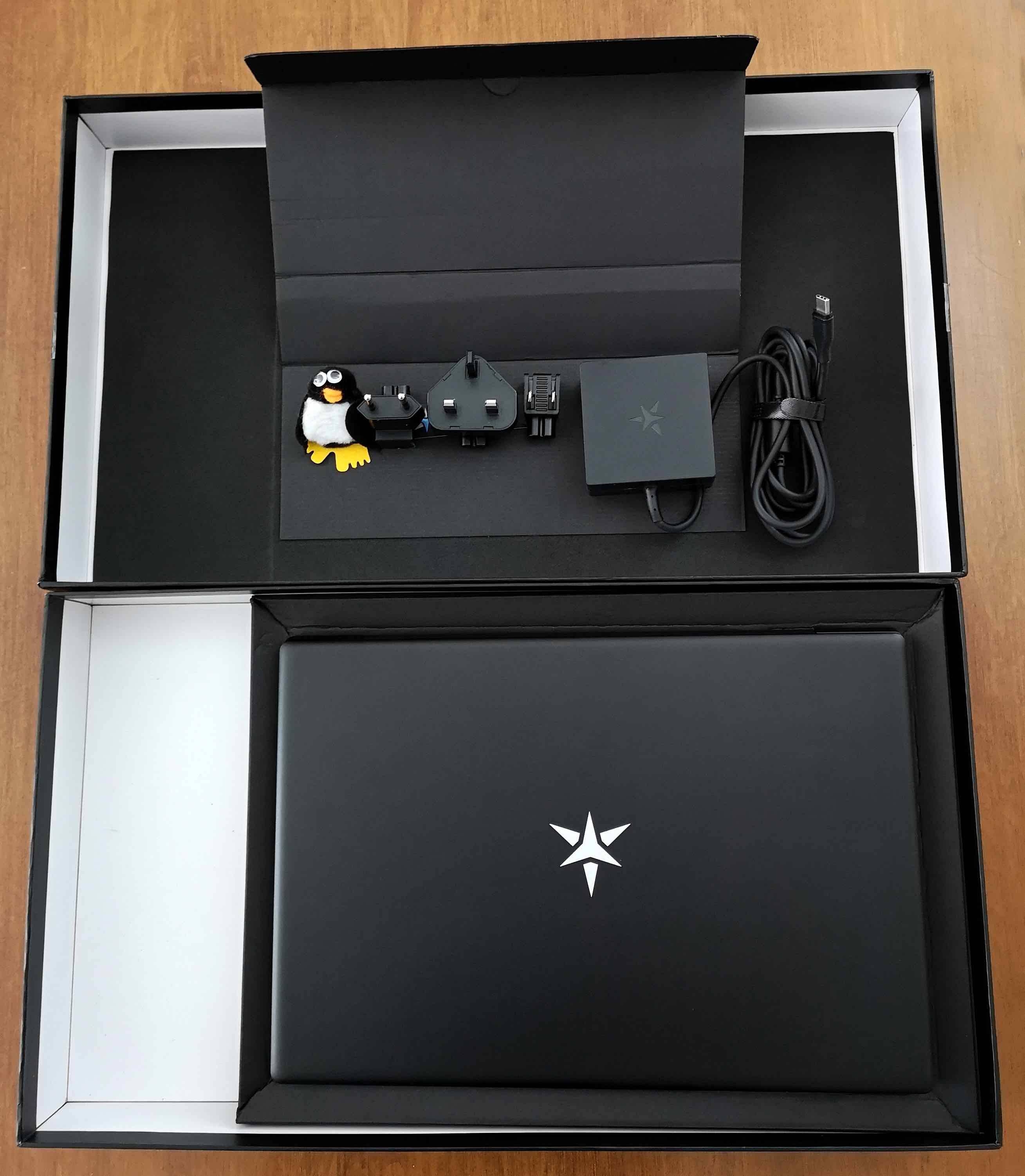 Star Labs Linux Laptop Review — A Premium Ultrabook for Open Source Admirers MrHacker