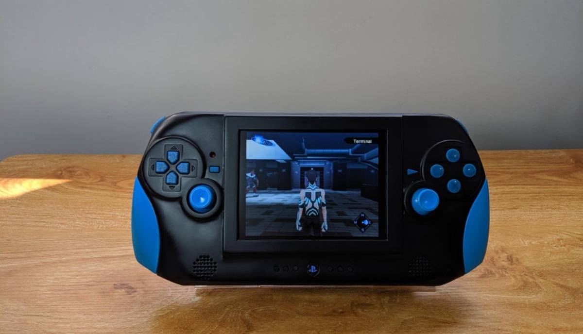 DIY Hacker Turns PS2 Into Portable Gaming Console Using Raspberry Pi