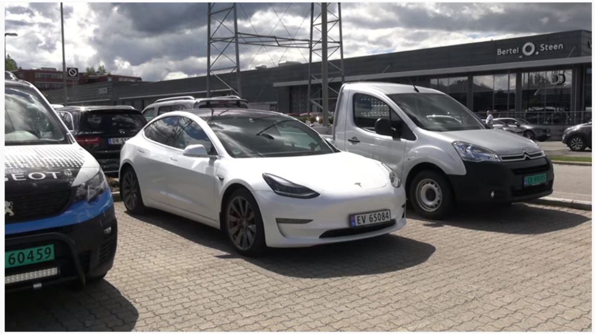 Tesla Battery Drains Only 0.2 Per Day 2.5 Times Better Now Said Owner