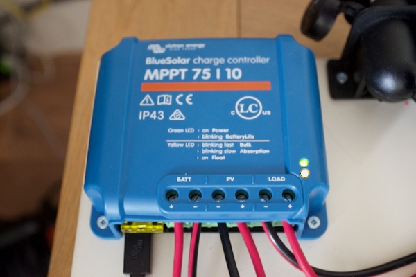 This Website Runs On A Solar Charged Raspberry Pi Here’s How