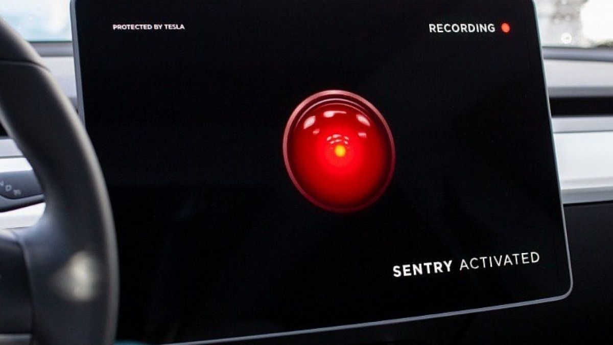 New Tesla USB Drive Now Records Videos In Sentry Mode