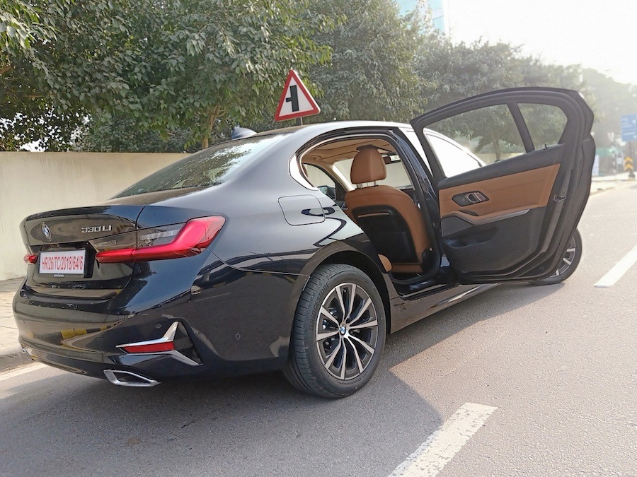 BMW 3 Series Gran Limousine door open side view