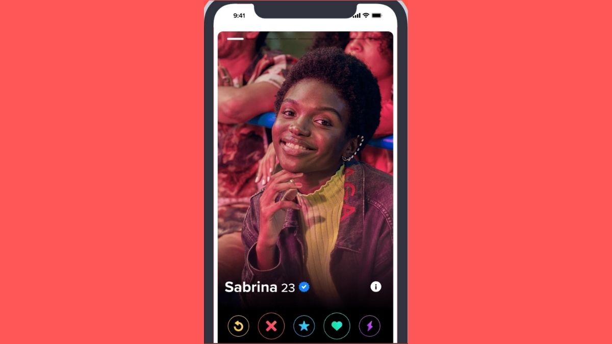 Tinder Owner Accuses Google Is Holding It &lsquo;Hostage&rsquo;; Google Calls It &lsquo;Cynical&rsquo;