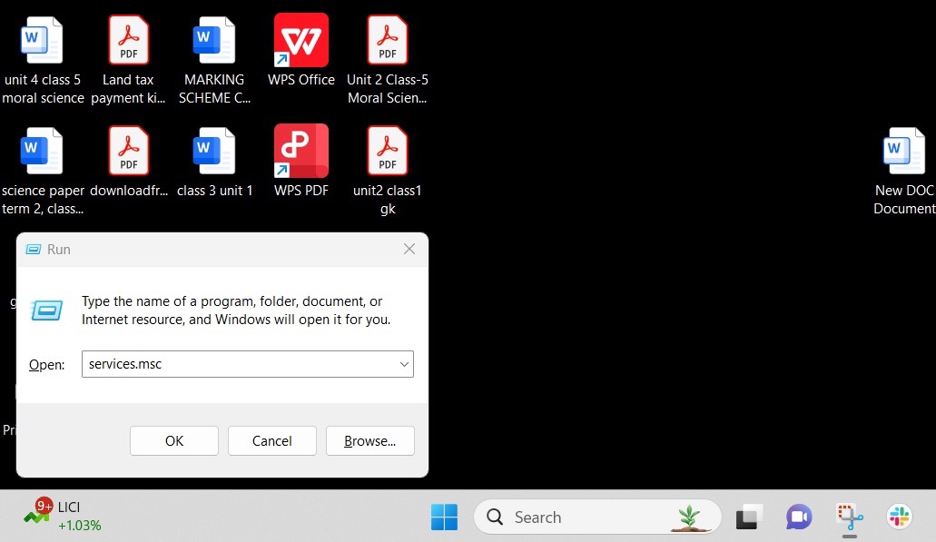 Image to open the services app and solve the Windows Update Error