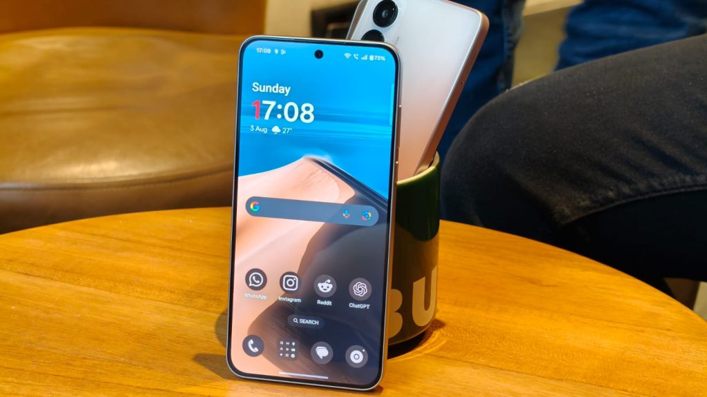 Image of the display on OnePlus Nord 5