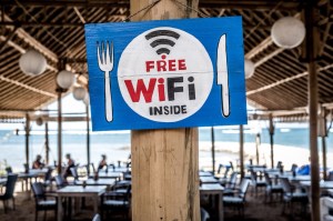 How To Stay Safe on Public Wi-Fi: Beginner’s Guide to Privacy and Proxies