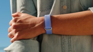 Google Just Killed Whoop With Fitbit Air & New Health Coach