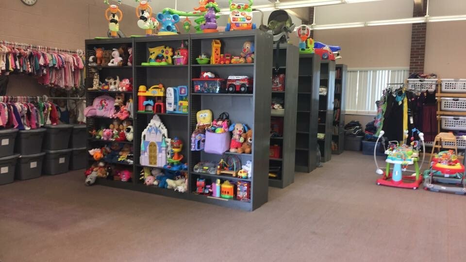 image5 Foster Closet of Michigan