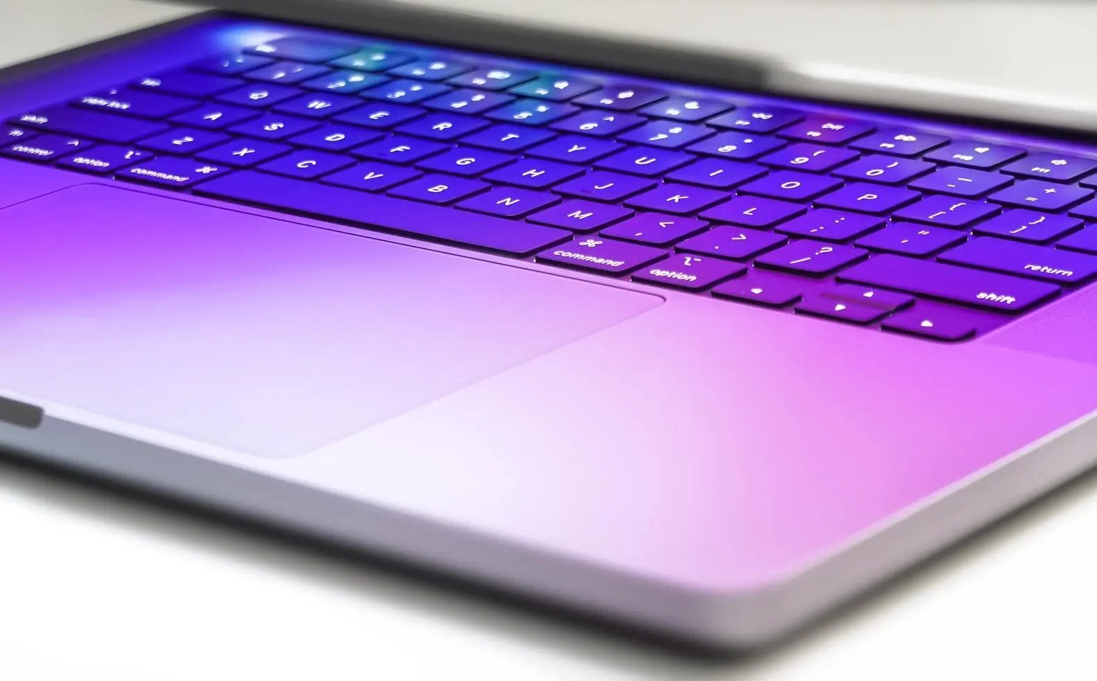 How to Enable 3 & 4 Finger Touchpad Gestures in Linux Mint 21 / 20