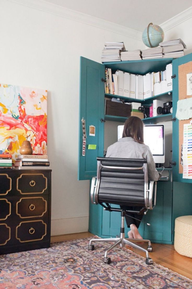 SpaceSaving Desks Foter