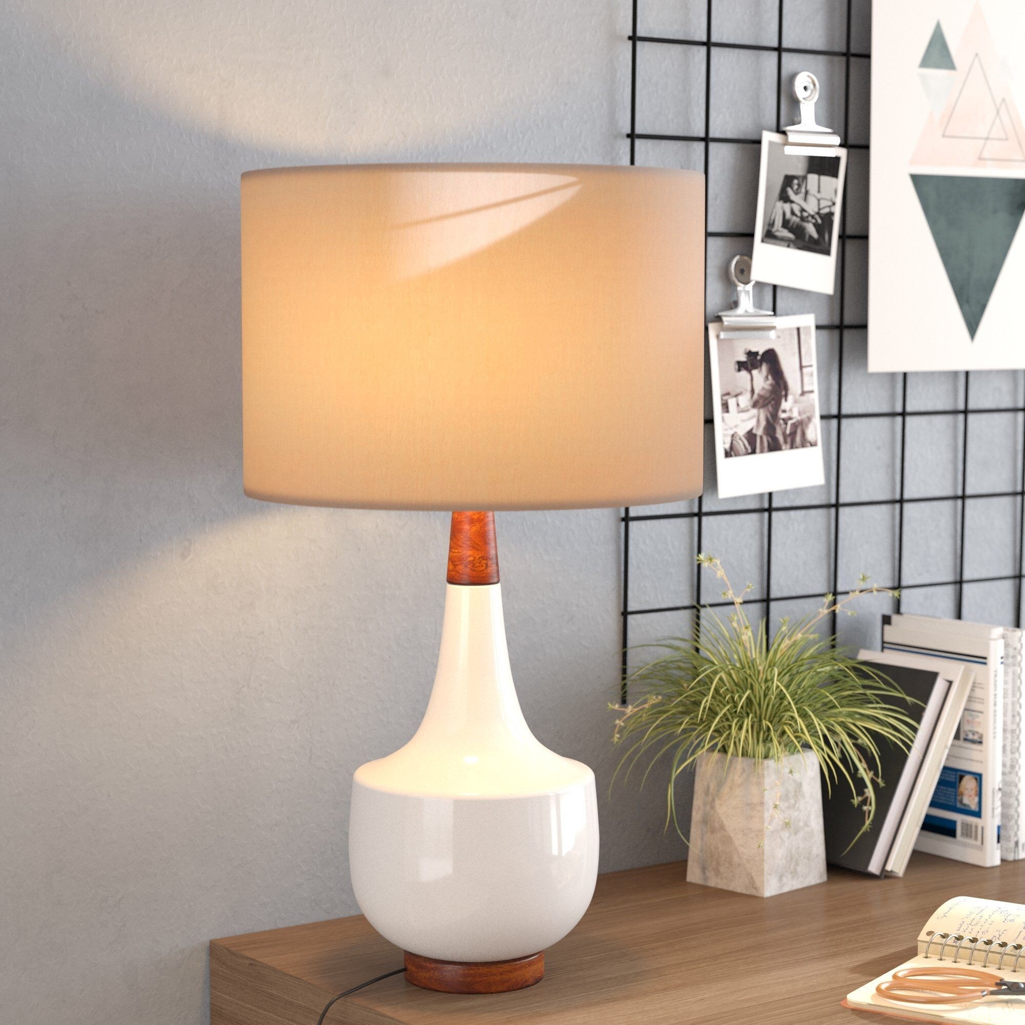 How to Choose a Table Lamp Foter