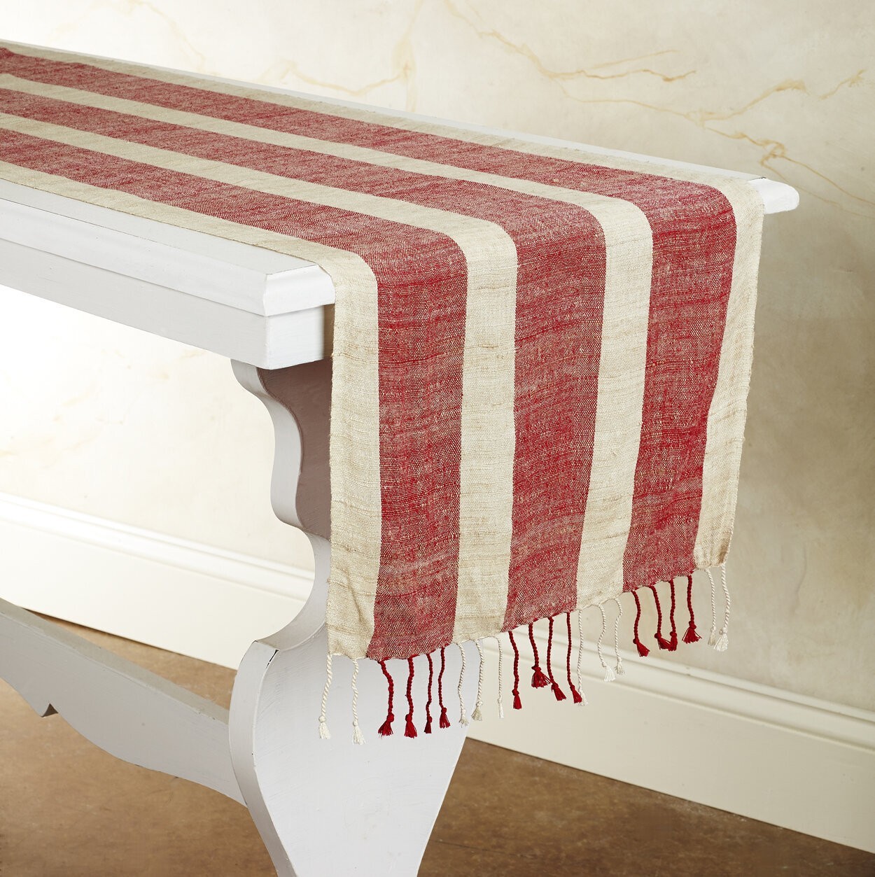 How To Choose A Table Runner Foter