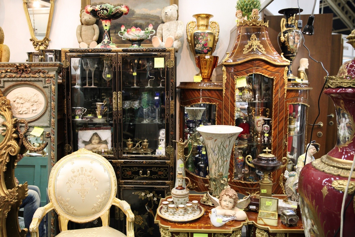 7 of the Best Antique Shops to Explore Online Foter