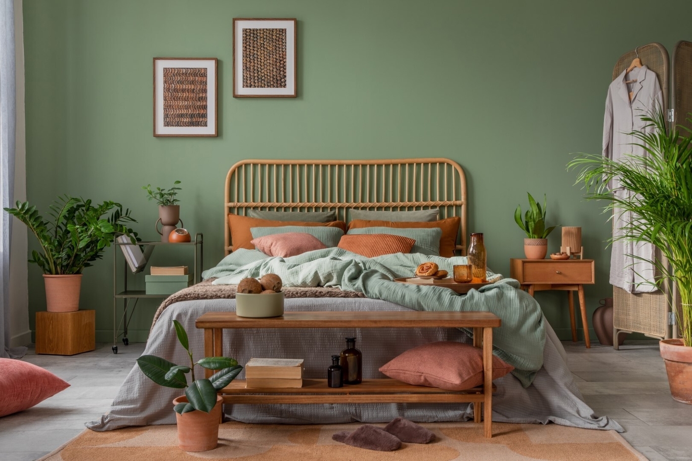 Colors that Go with Sage Green Foter