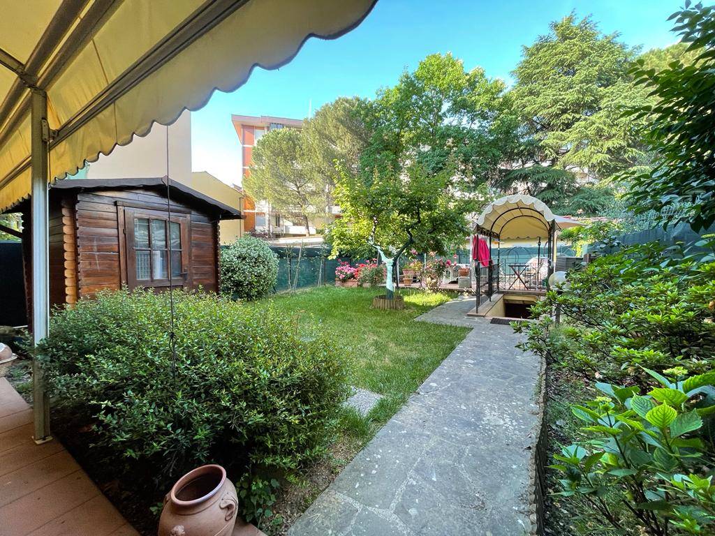 Case e Immobili in vendita in Via Galluzzi Riguccio a Firenze PCase.it