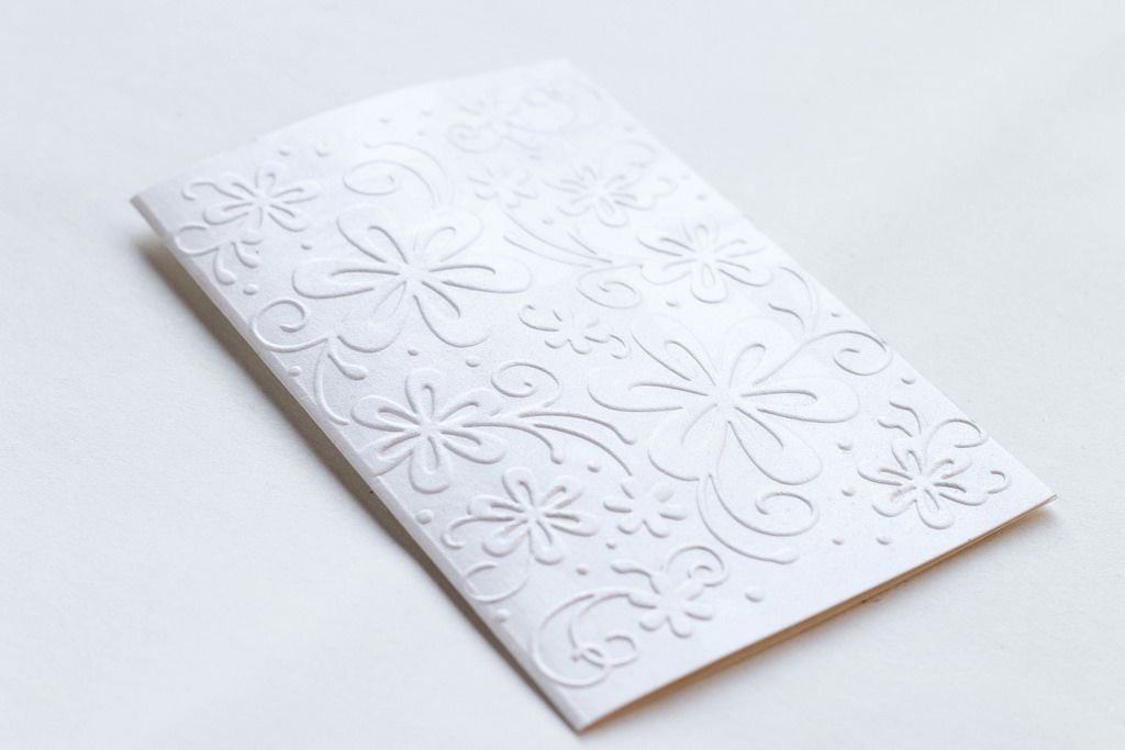 Boxes with flowers at a market in London Creative Commons Bilder