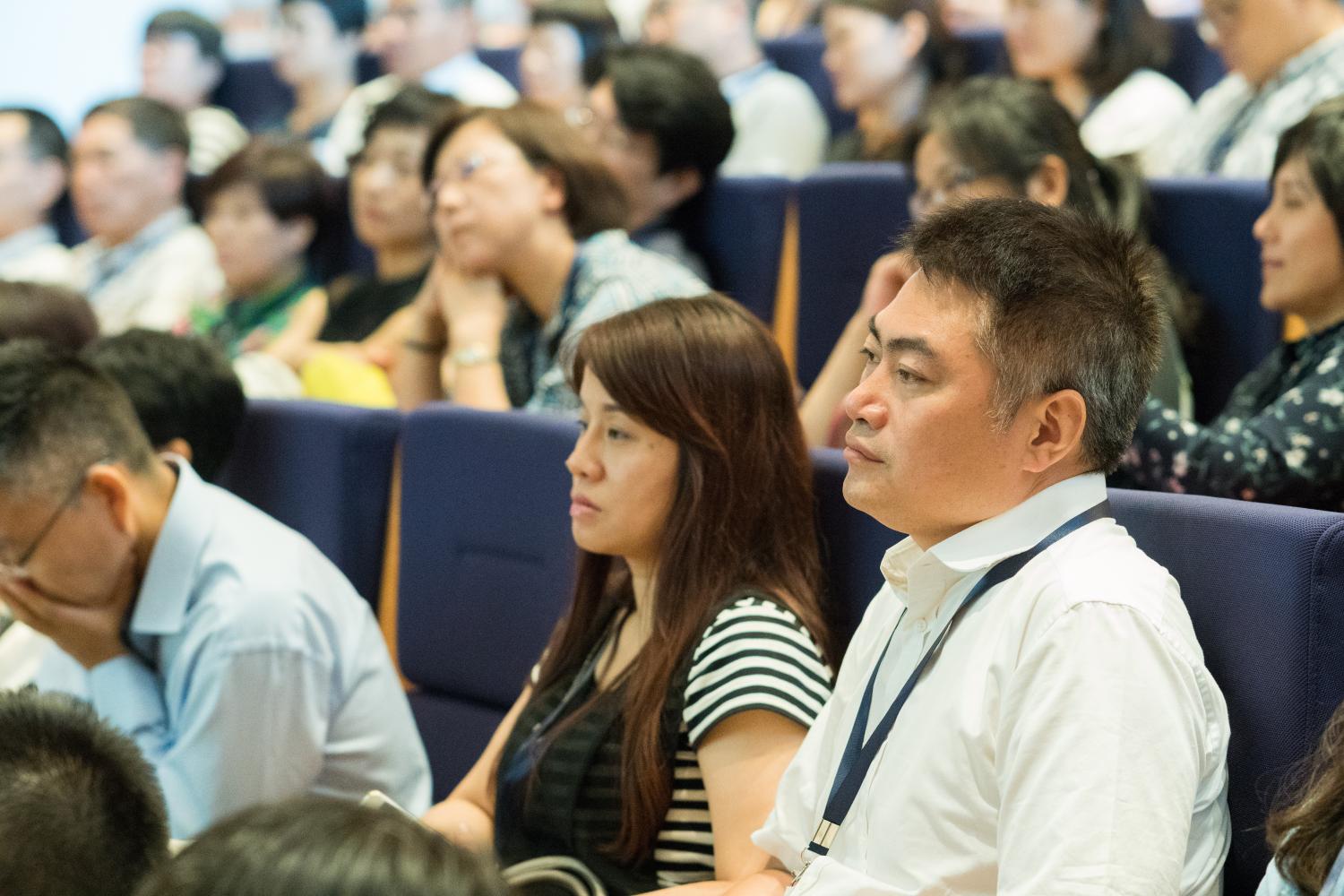 NYU Shanghai Class of 2021 Parents' Panel NYU Shanghai Education Development Foundation