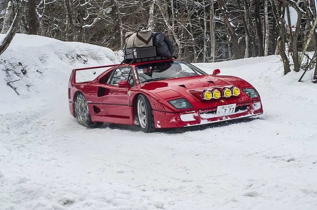 CARGUY×RedBull 『フェラーリF40 雪山冒険 』がリアルな自動車冒険隊だと話題に！ Foundia（ファウンディア）