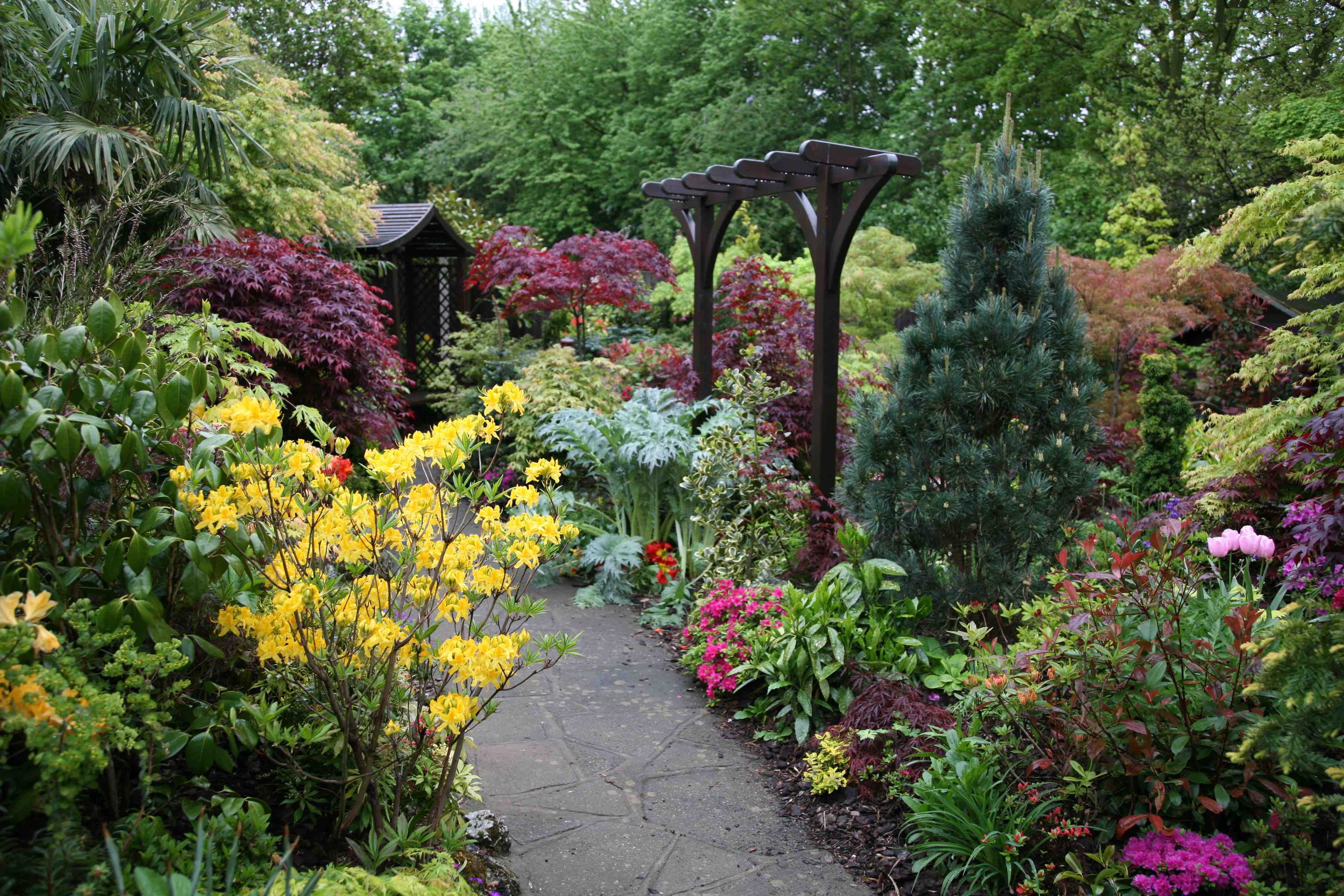 Daily Mail Competition » Four Seasons Garden, a garden like no other!
