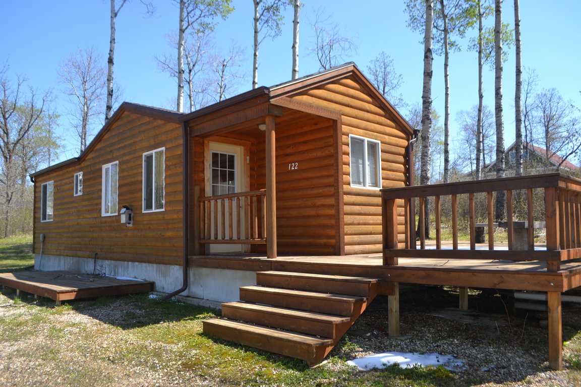 Four Seasons Realty Bottineau & Lake Metigoshe Real Estate