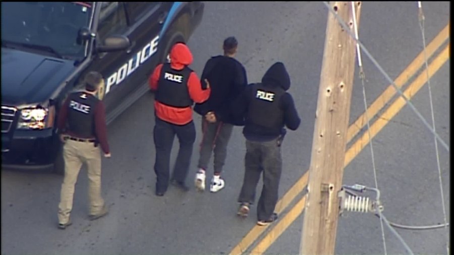 Police chase on I55 from St. Louis to Pevely ends in arrests after