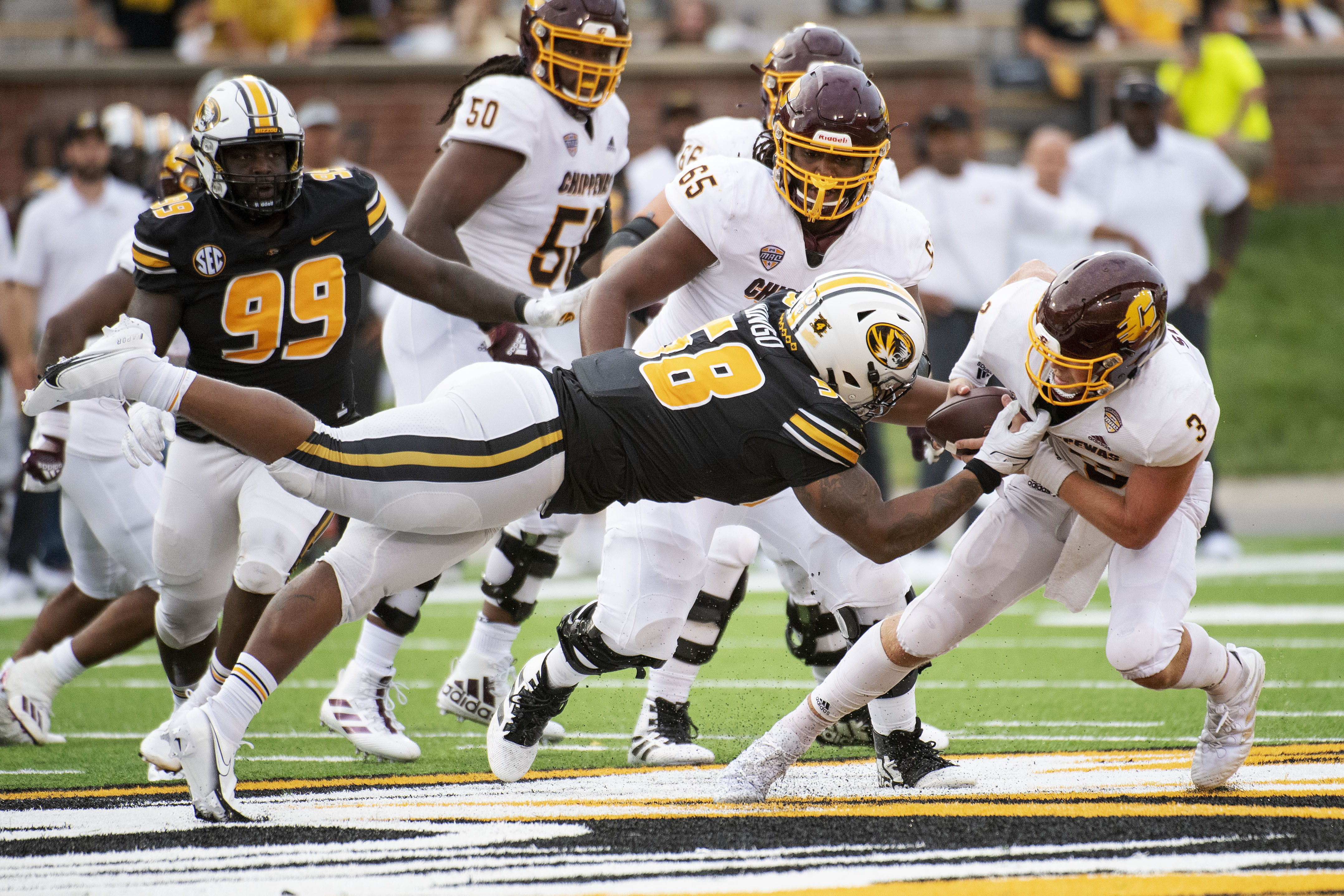 Mizzou Spring Semester 2023 Former Missouri Dl Wingo Lays Out Final Four Ahead Of Transfer Decision