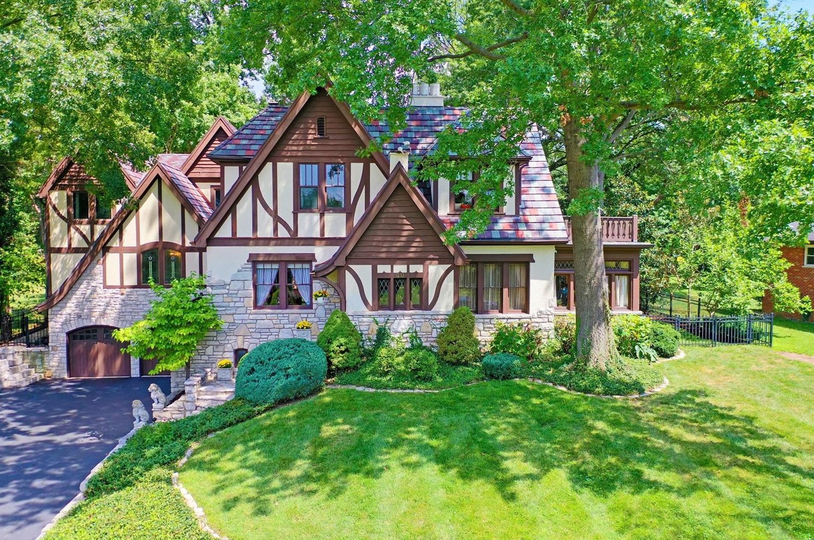 Distinguished Tudor Mansion on the Market Square in southern St. Louis