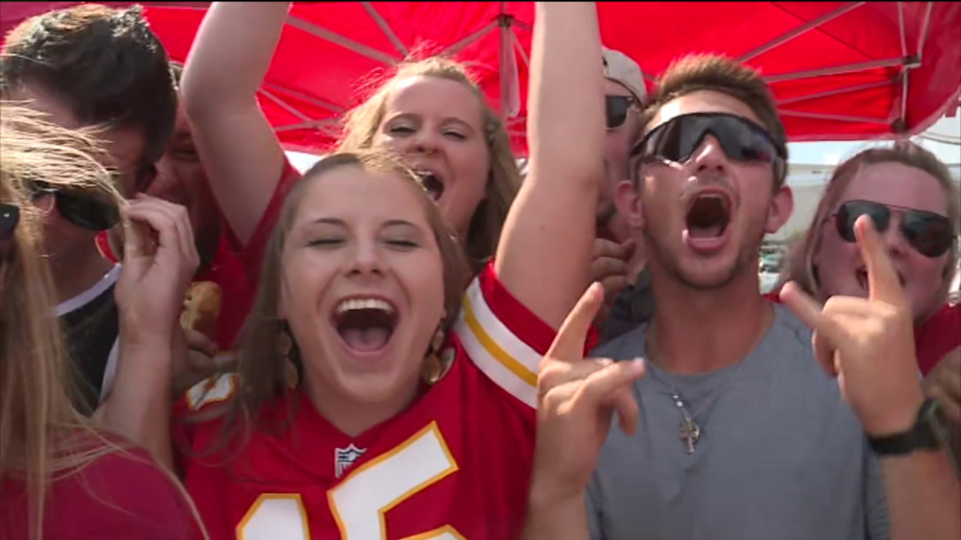 Chiefs Kingdom comes alive in new tailgating ‘party zone’ outside