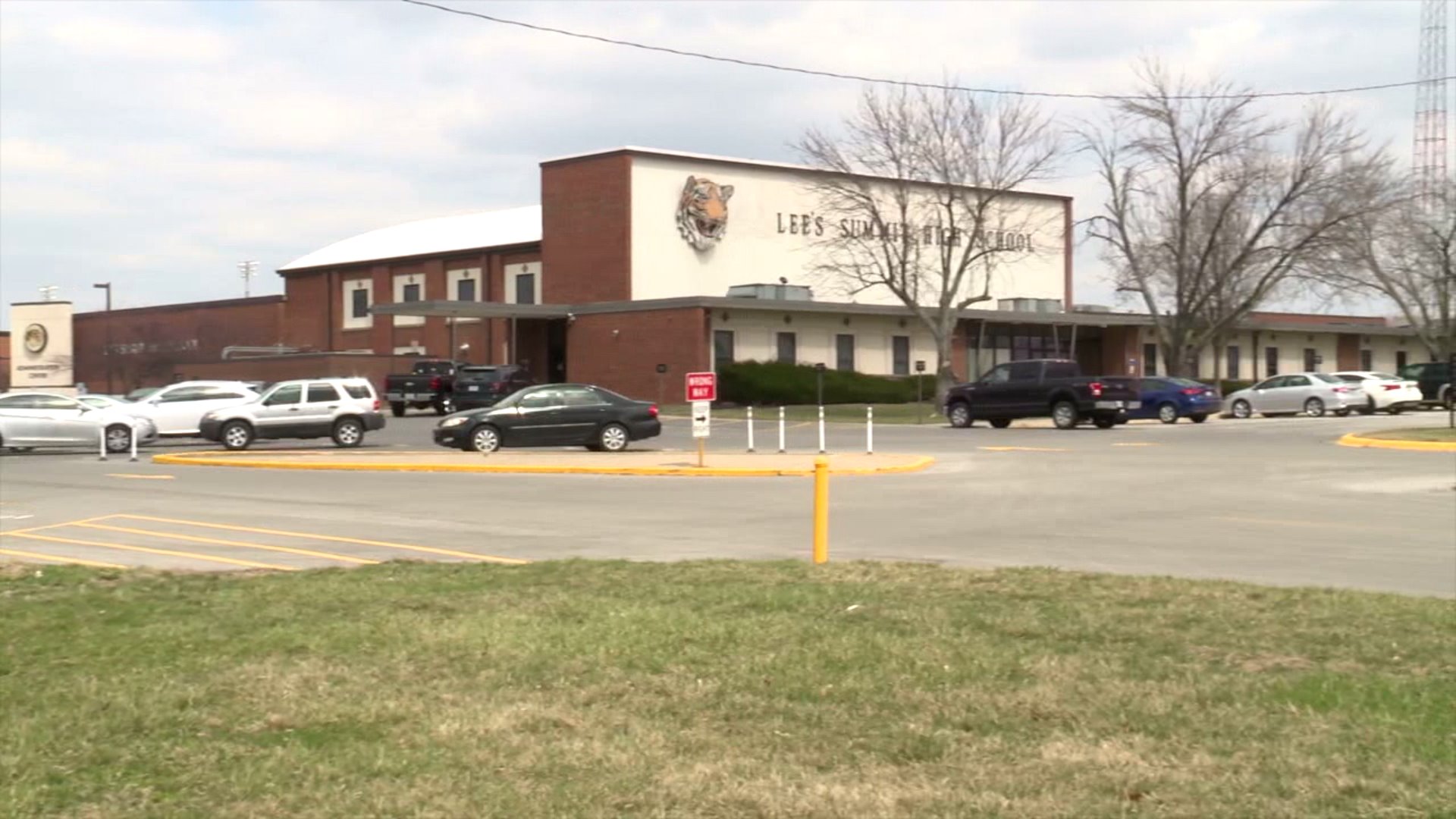 Lee's Summit HS on 'restricted movement procedure' after officials