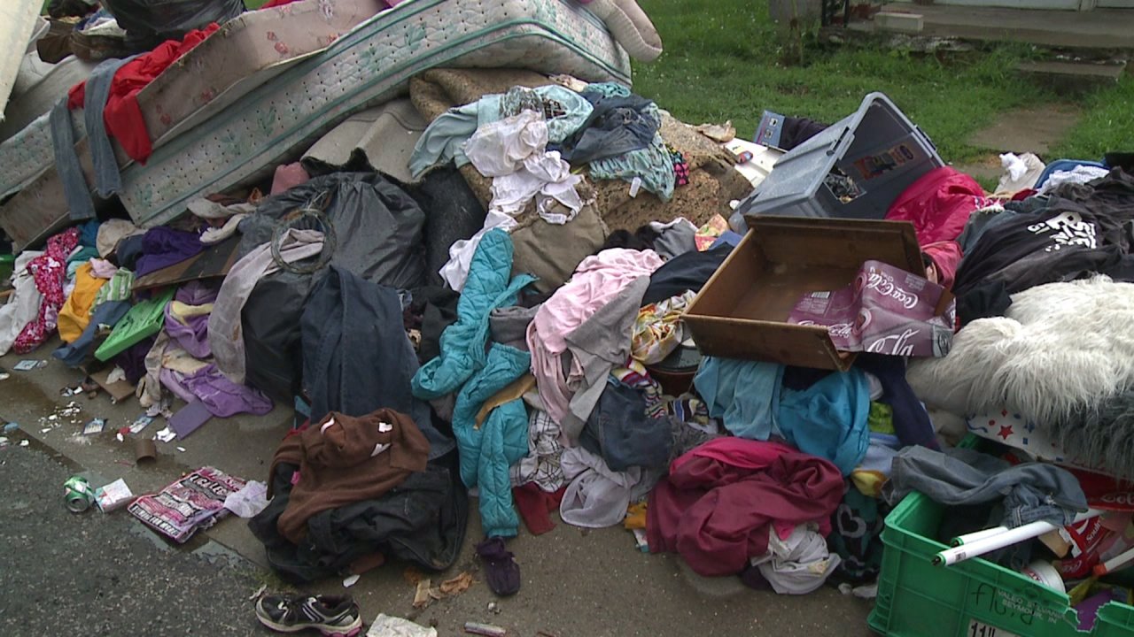 Residents in Seymour speaking up after trash sits outside of a home for