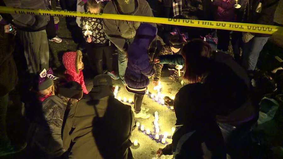 Community holds vigil for four young sisters killed in Flora house fire