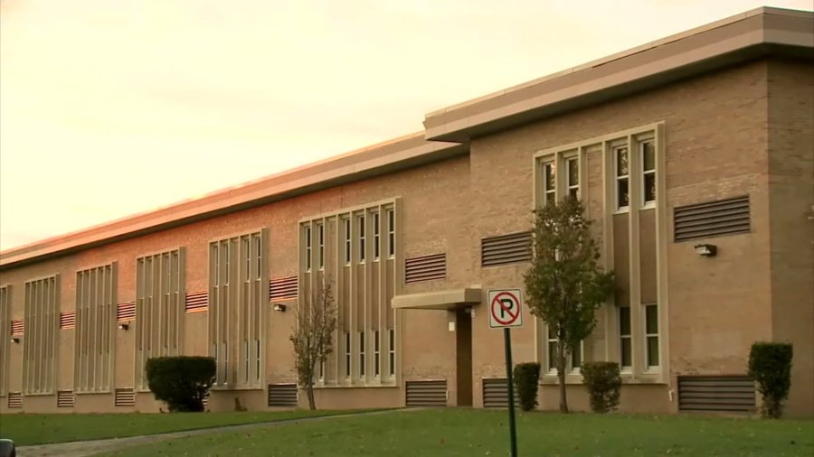 Police Students breached IPS firewall, framed teacher accused of watching porn in class Fox 59 Police Students breached IPS firewall, framed teacher accused of watching porn in class Fox 59