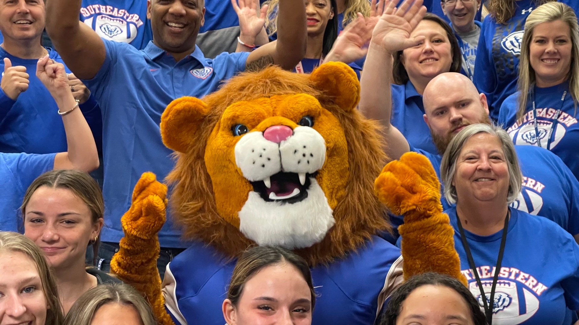 Roary the Lion named Indy's Best High School Mascot