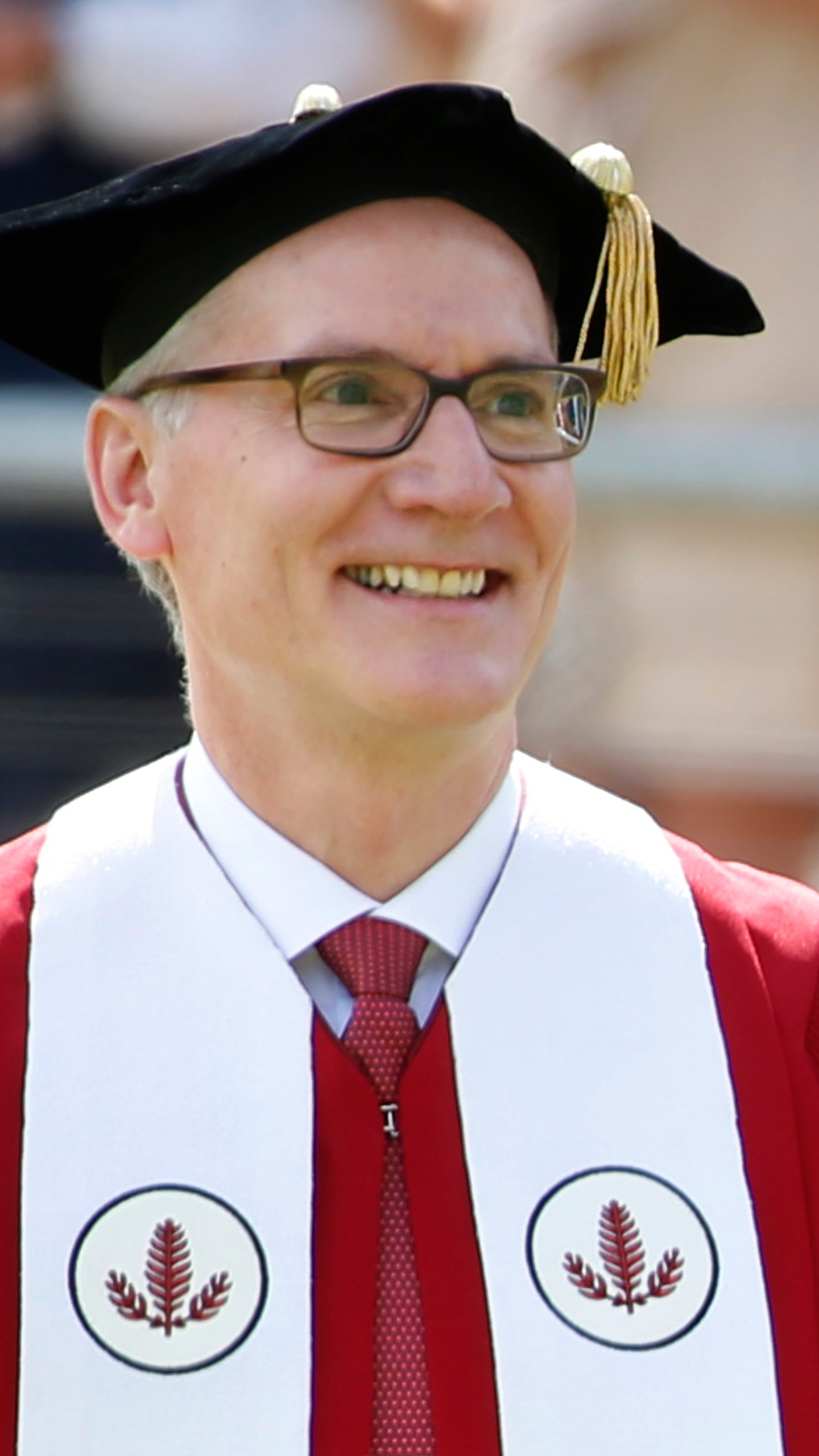 Stanford University president announces resignation over concerns about