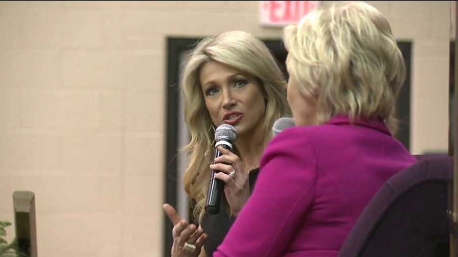 Stefani Schaefer Hosts Discussion With ‘Daily Beast’ Founder Fox 8