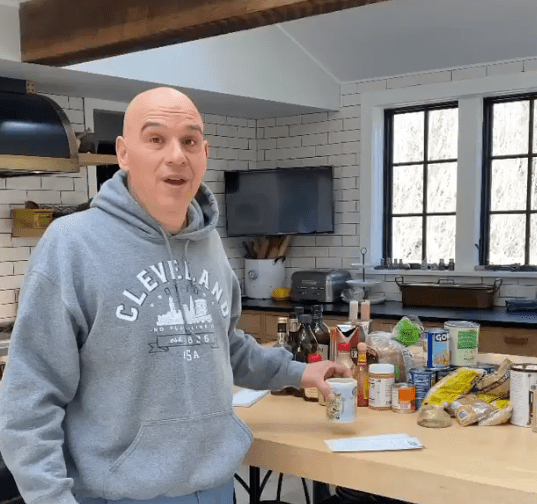 Cleveland Food Network Chef hosts live cooking demos during coronavirus