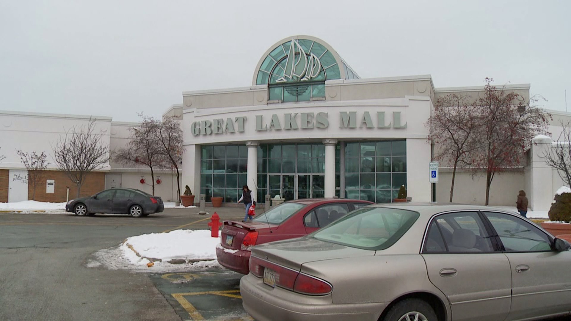 Are Dogs Allowed In Great Lakes Crossing